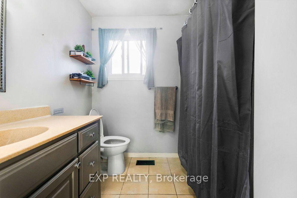 Photo 18 of 167 Sinclair Avenue, Oshawa, Vanier — HOMEH