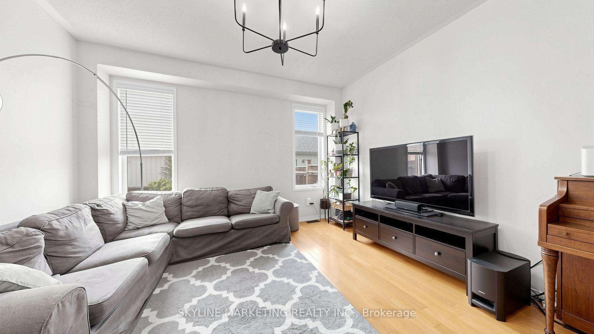 Photo 8 of 26 Gosford Street, Markham, Cornell — HOMEH
