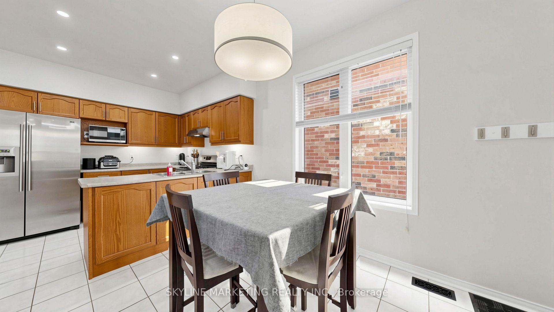 Photo 15 of 26 Gosford Street, Markham, Cornell — HOMEH