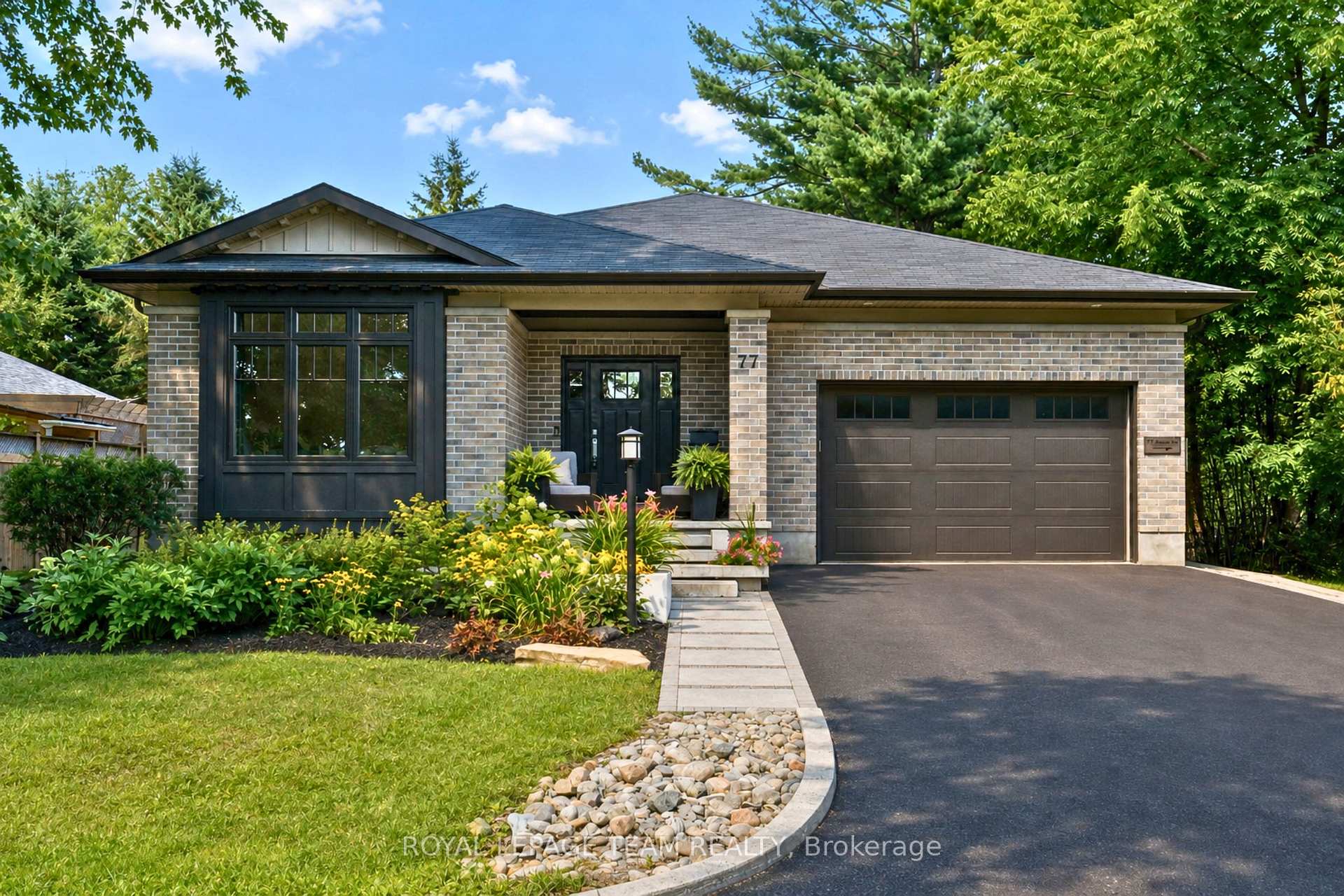 Photo of 77 Juanita Avenue