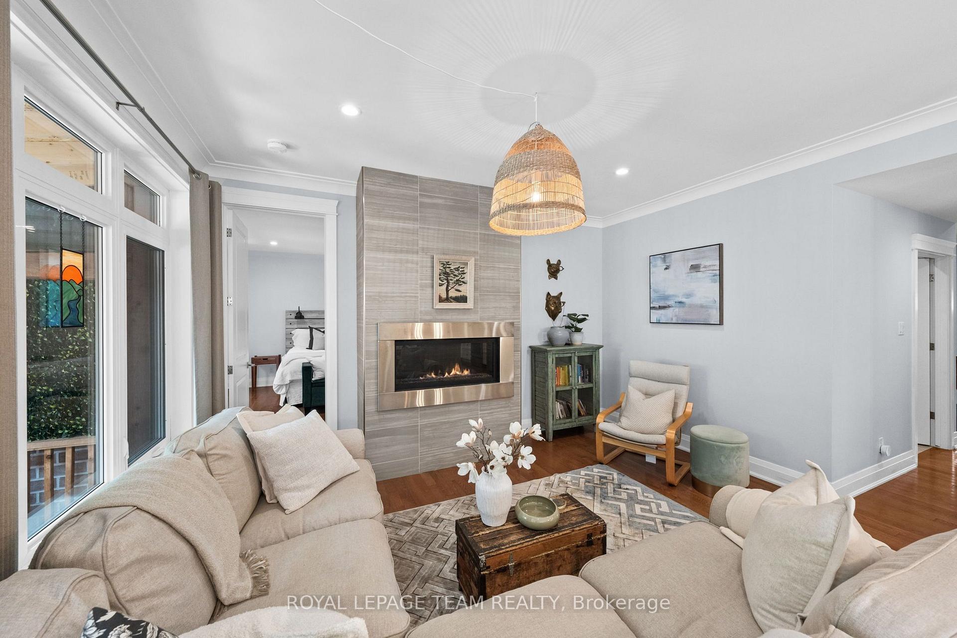 Photo 3 of 77 Juanita Avenue, Ottawa, Carp — HOMEH