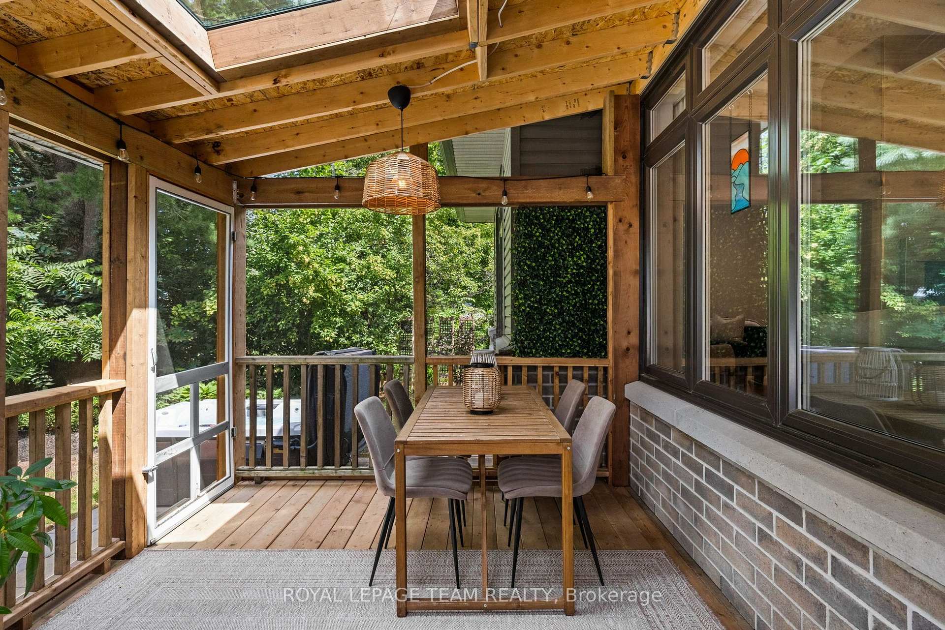 Photo 18 of 77 Juanita Avenue, Ottawa, Carp — HOMEH