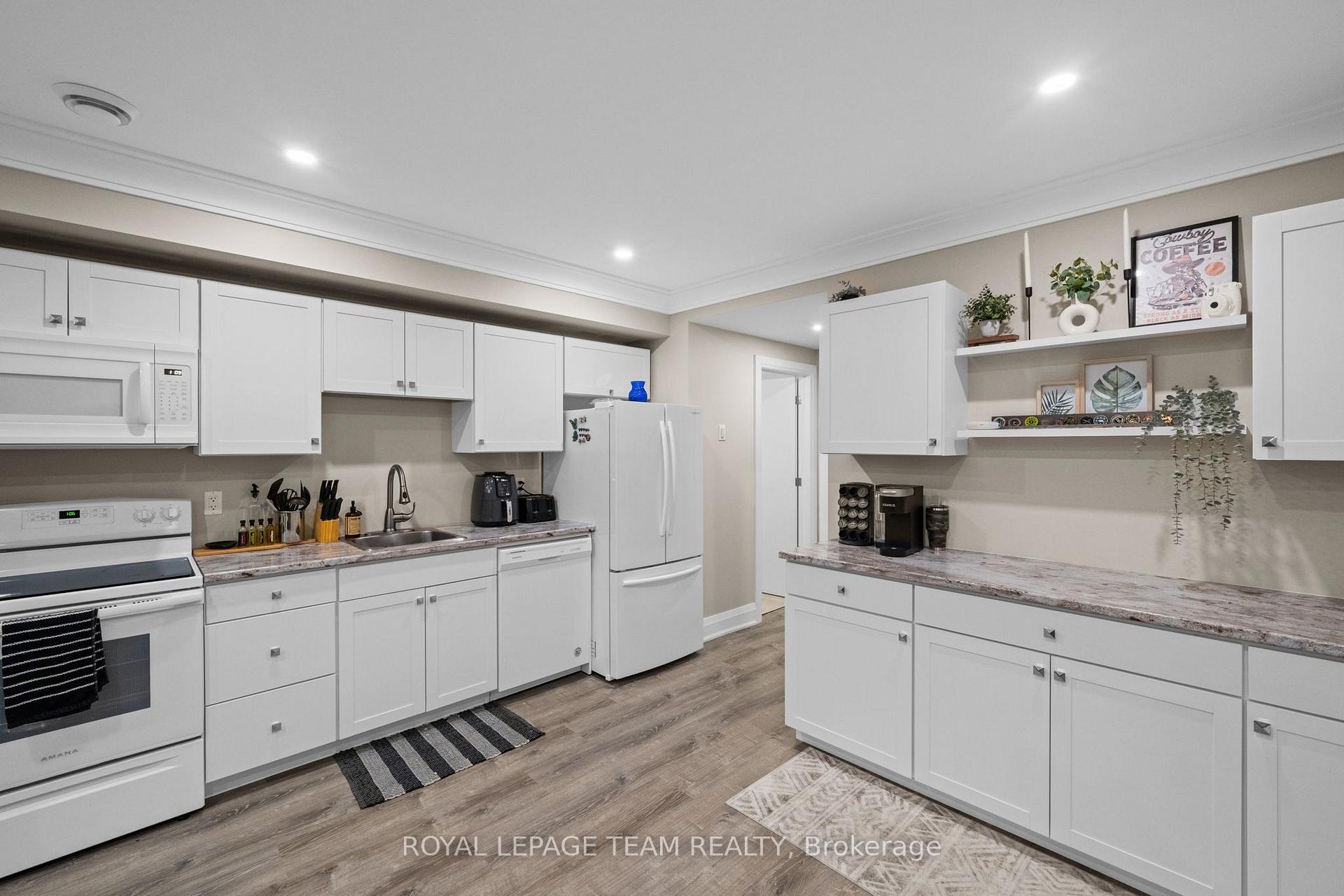 Photo 34 of 77 Juanita Avenue, Ottawa, Carp — HOMEH