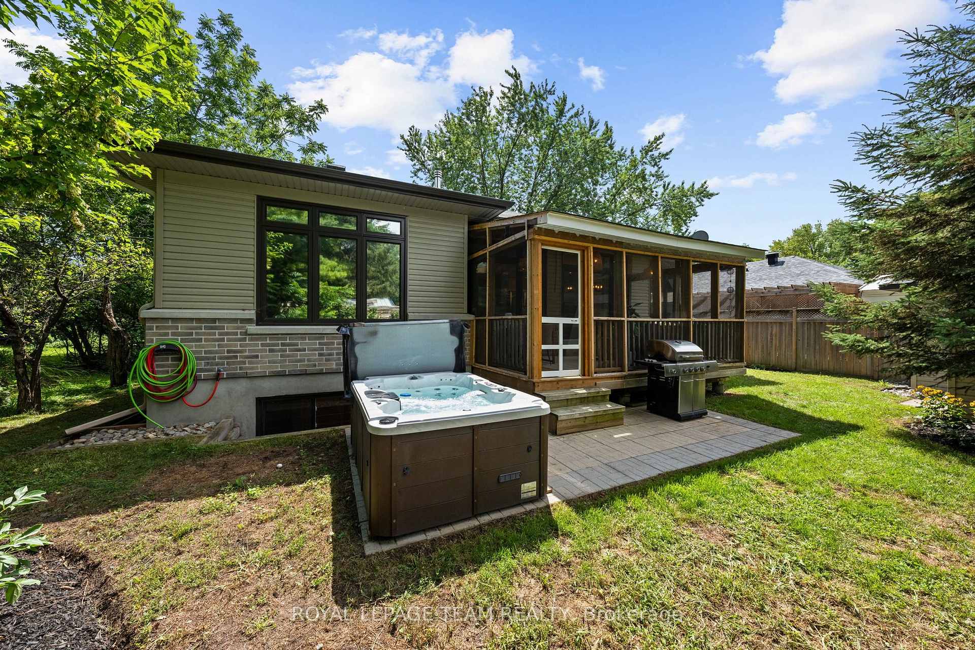 Photo 41 of 77 Juanita Avenue, Ottawa, Carp — HOMEH