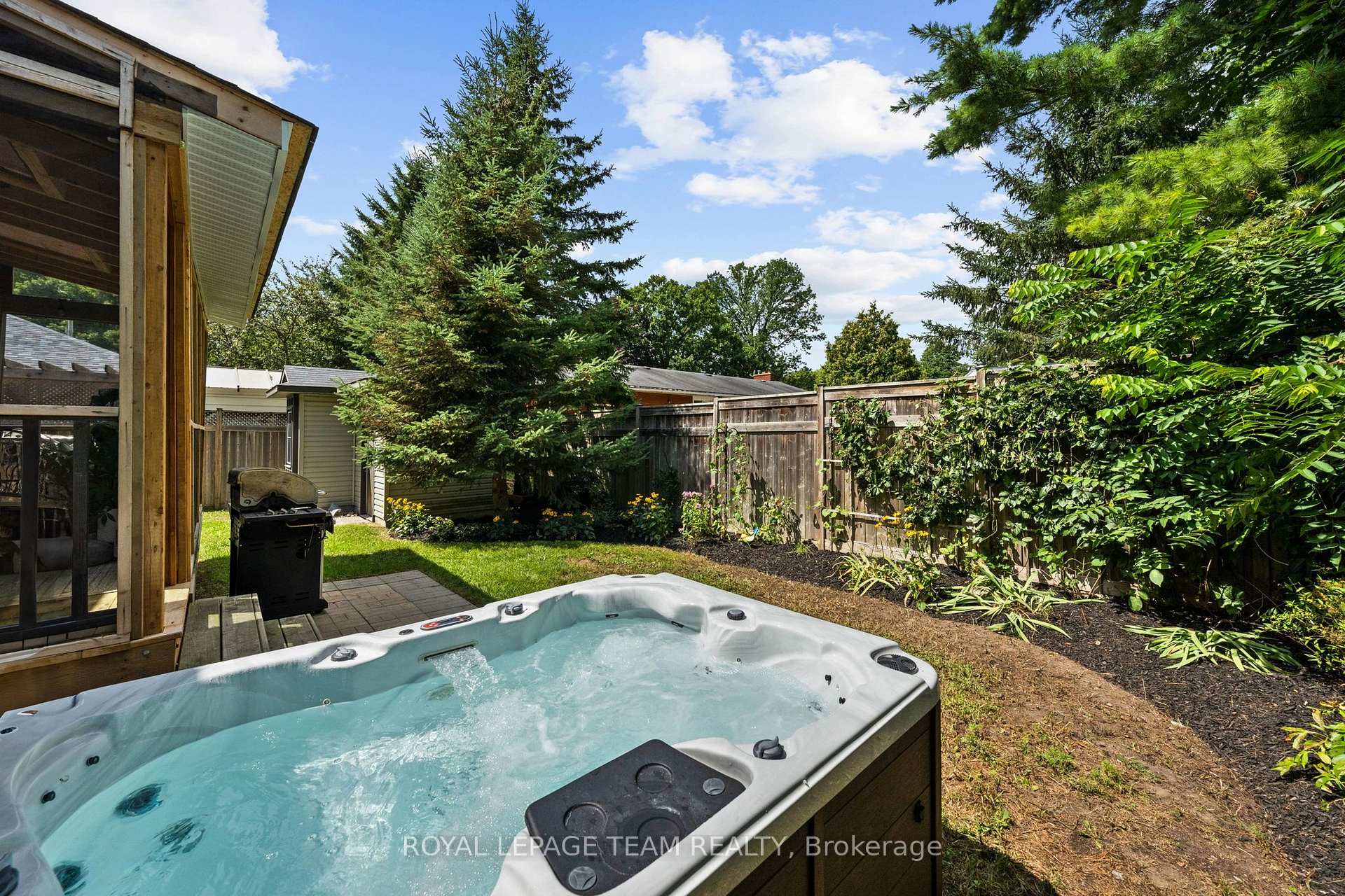 Photo 42 of 77 Juanita Avenue, Ottawa, Carp — HOMEH