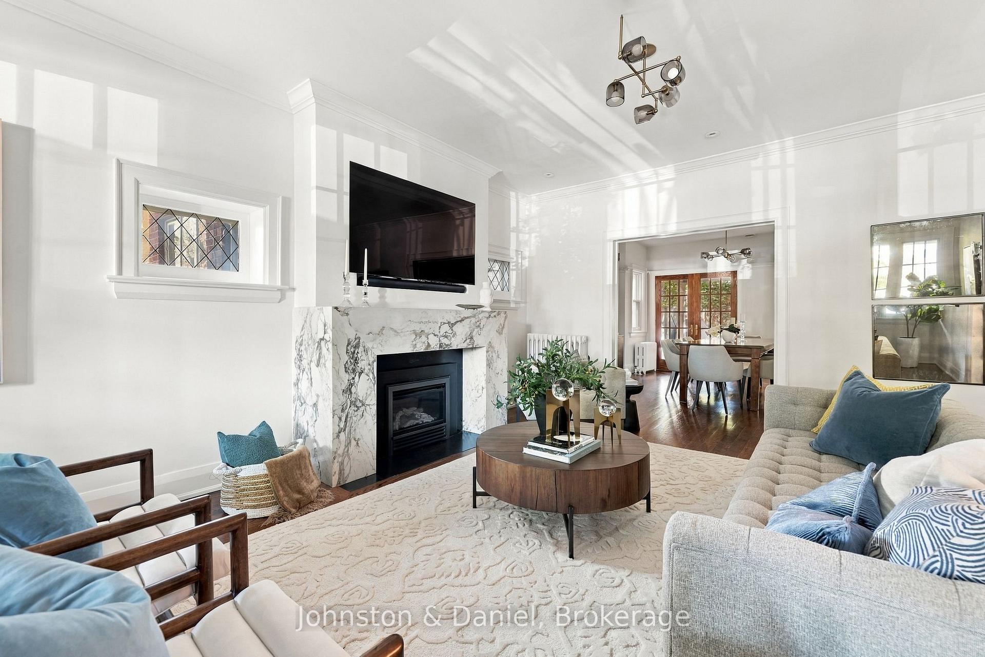 Photo 5 of 9 Stibbard Avenue, Toronto, Mount Pleasant East — HOMEH