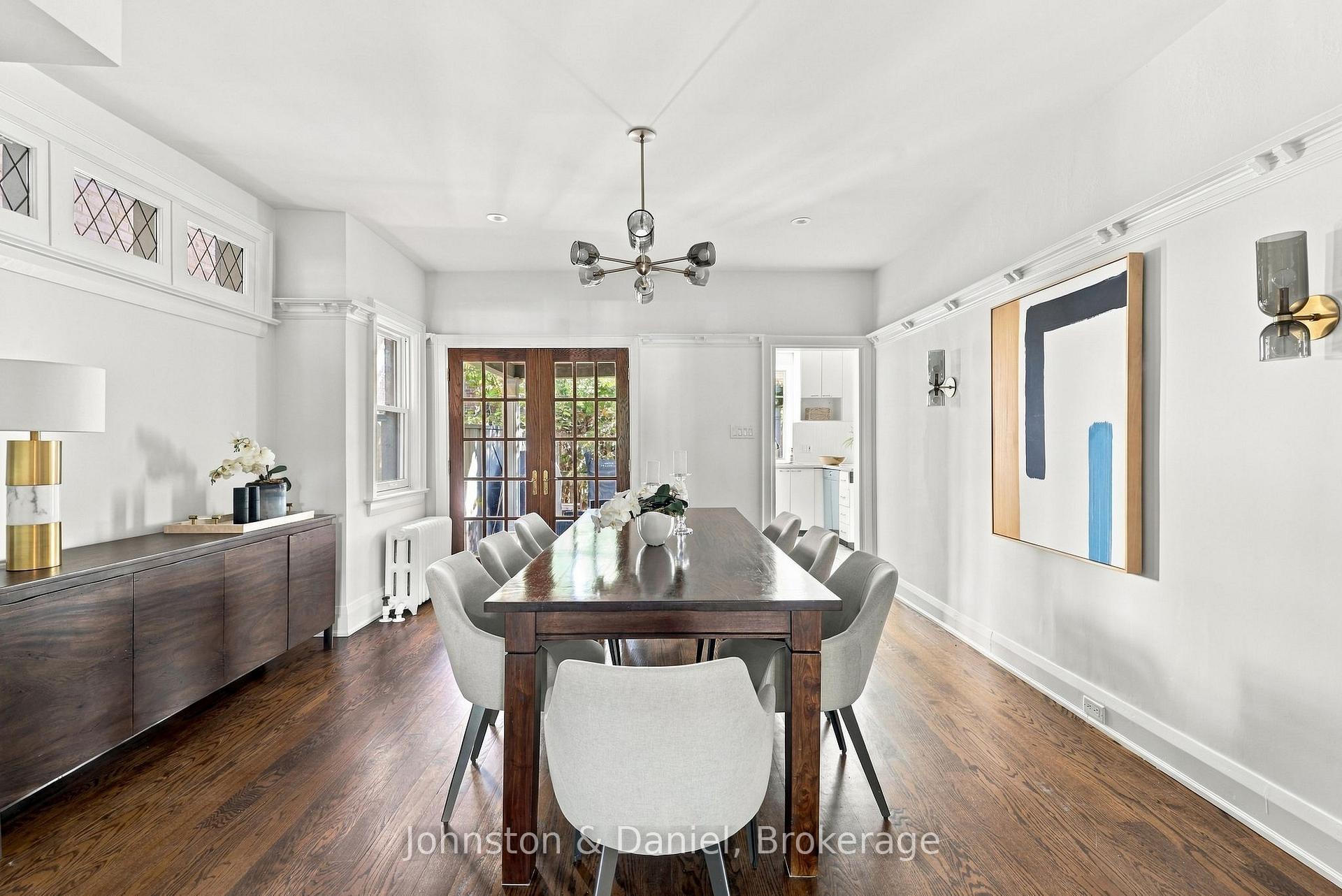 Photo 10 of 9 Stibbard Avenue, Toronto, Mount Pleasant East — HOMEH