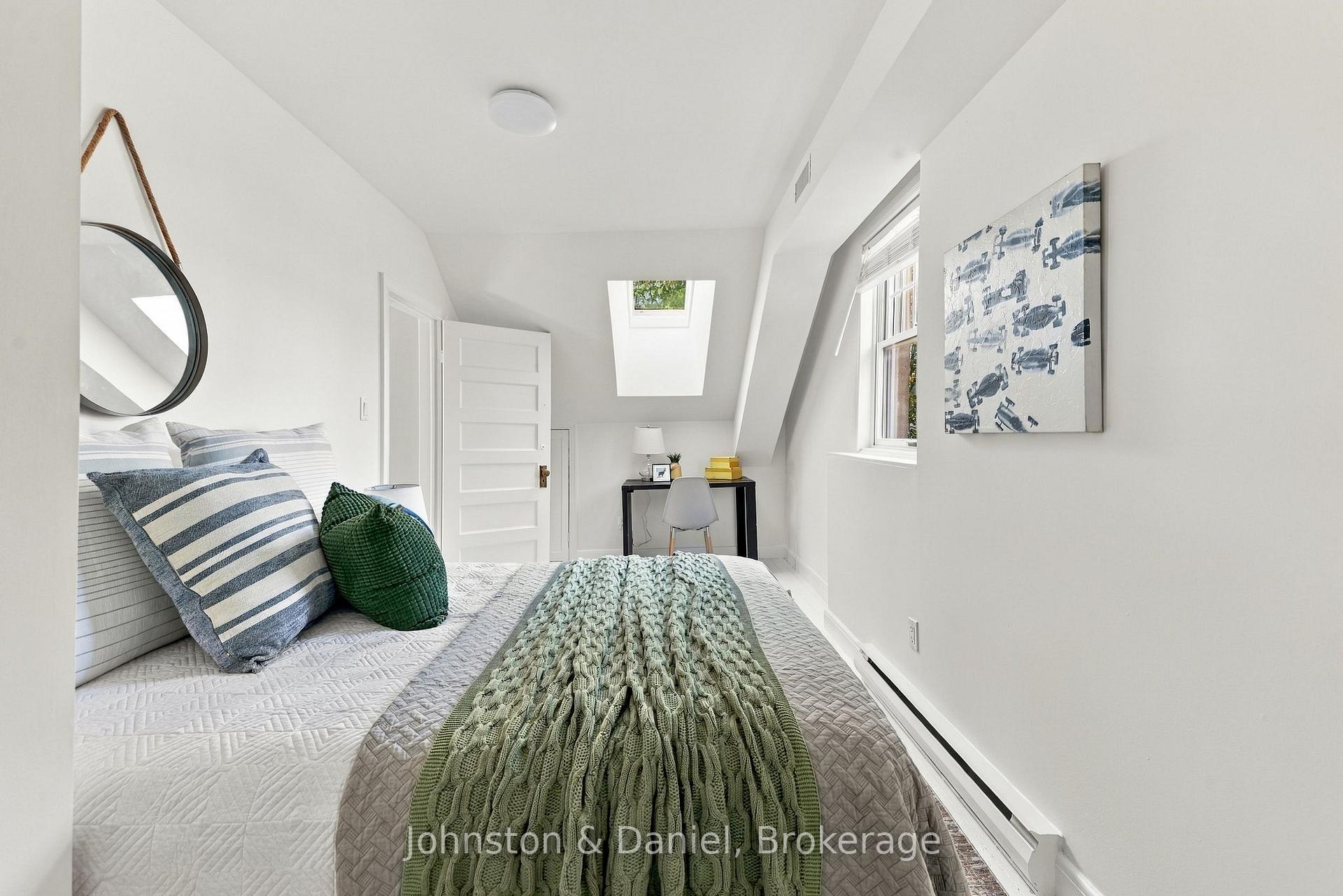 Photo 32 of 9 Stibbard Avenue, Toronto, Mount Pleasant East — HOMEH