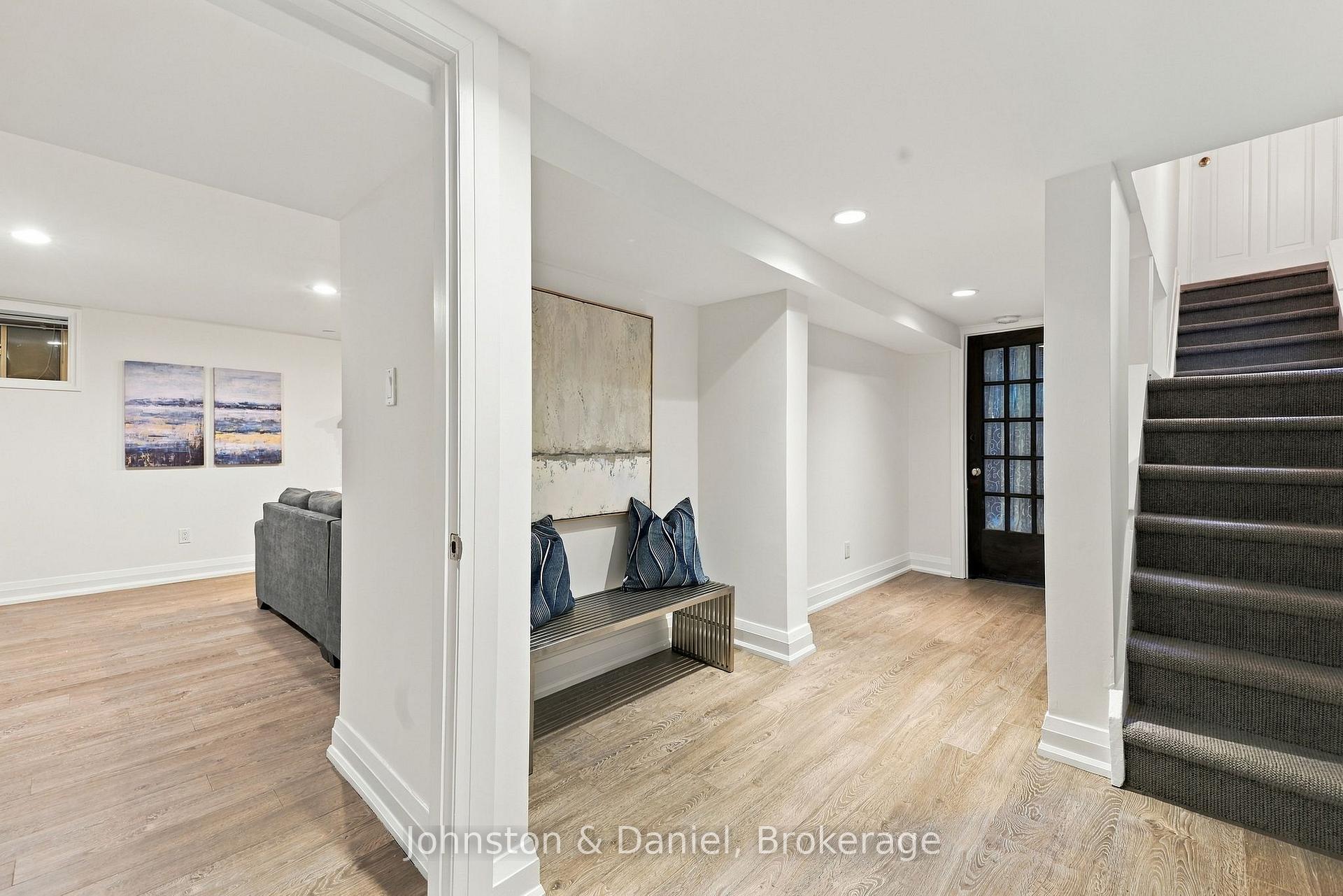Photo 35 of 9 Stibbard Avenue, Toronto, Mount Pleasant East — HOMEH