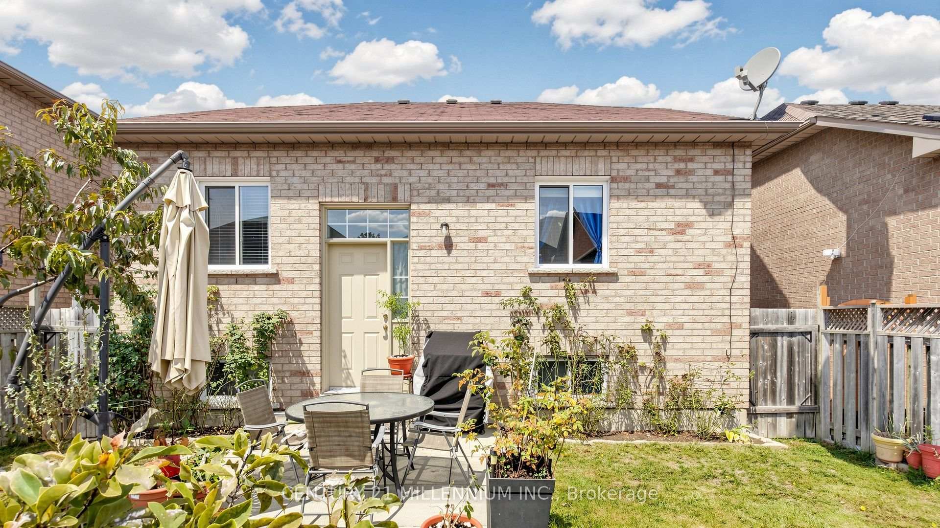 Photo 27 of 173 Fairhill Avenue, Brampton, Fletcher's Meadow — HOMEH