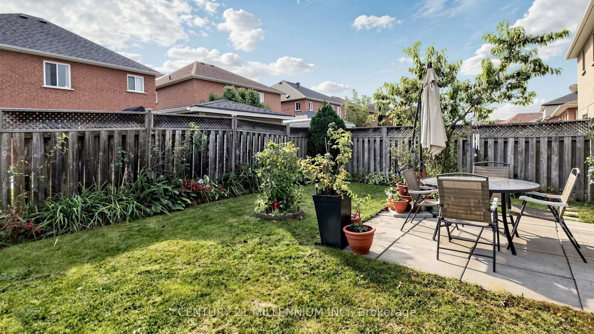 Photo 29 of 173 Fairhill Avenue, Brampton, Fletcher's Meadow — HOMEH