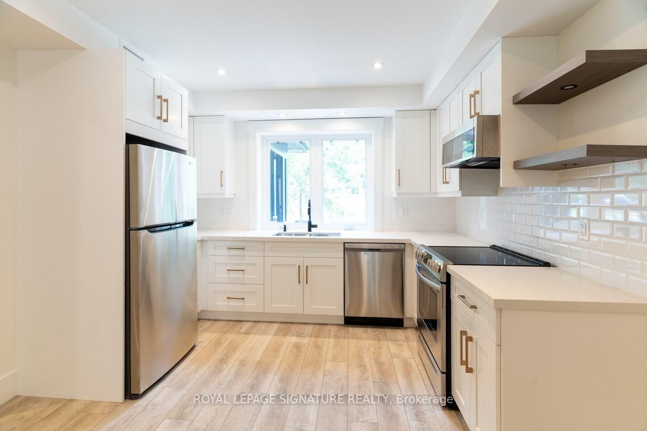 Photo 2 of Unit Main, 129 Kenilworth Avenue, Toronto, The Beaches — HOMEH