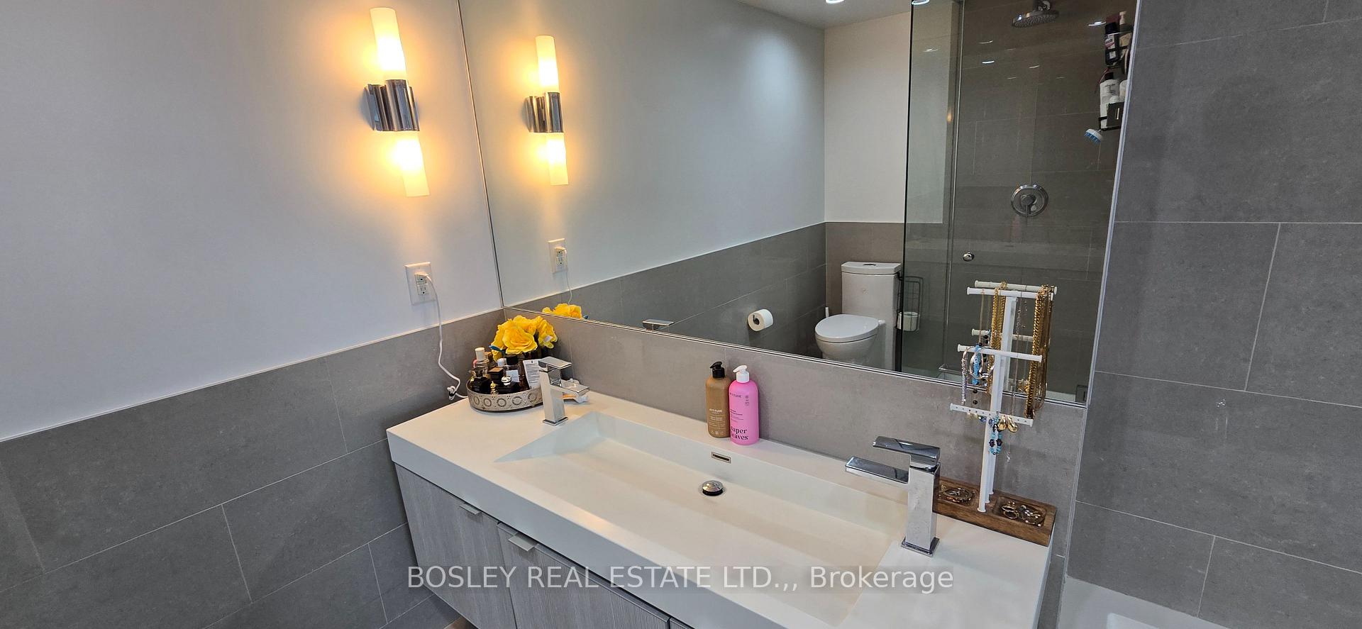 Photo 15 of Unit 3107, 70 Distillery Lane, Toronto, Waterfront Communities — HOMEH
