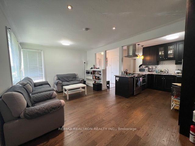 Photo 19 of 12 Paulart Drive, Etobicoke, Islington-City Centre West — HOMEH