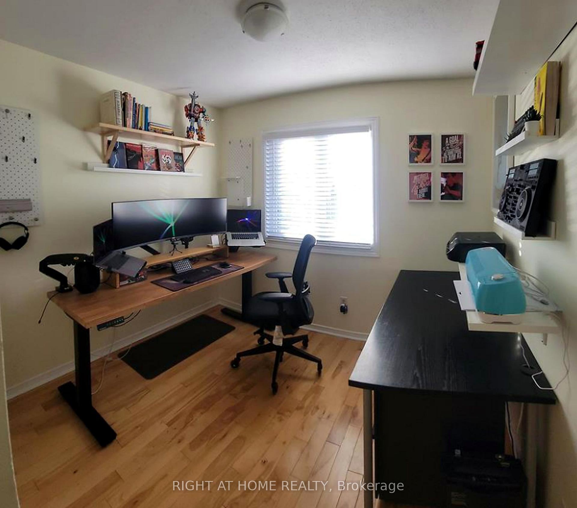 Photo 12 of 44 Burlington Crescent, Ottawa, Hunt Club Park/Greenboro — HOMEH