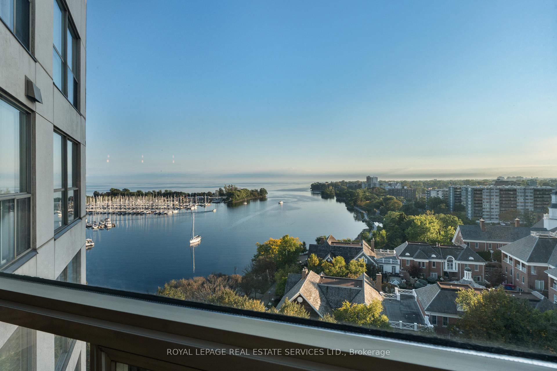 Photo 8 of Unit 1304, 2267 Lake Shore Boulevard W, Etobicoke, Mimico — HOMEH