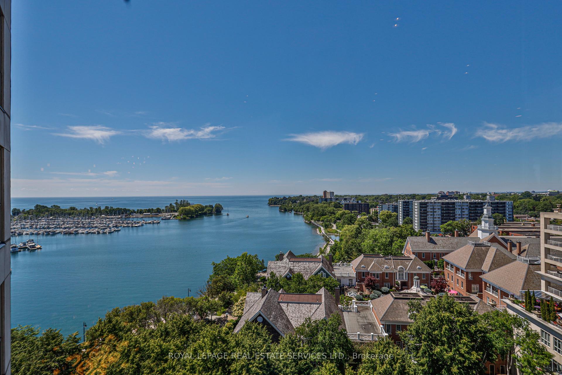 Photo 15 of Unit 1304, 2267 Lake Shore Boulevard W, Etobicoke, Mimico — HOMEH
