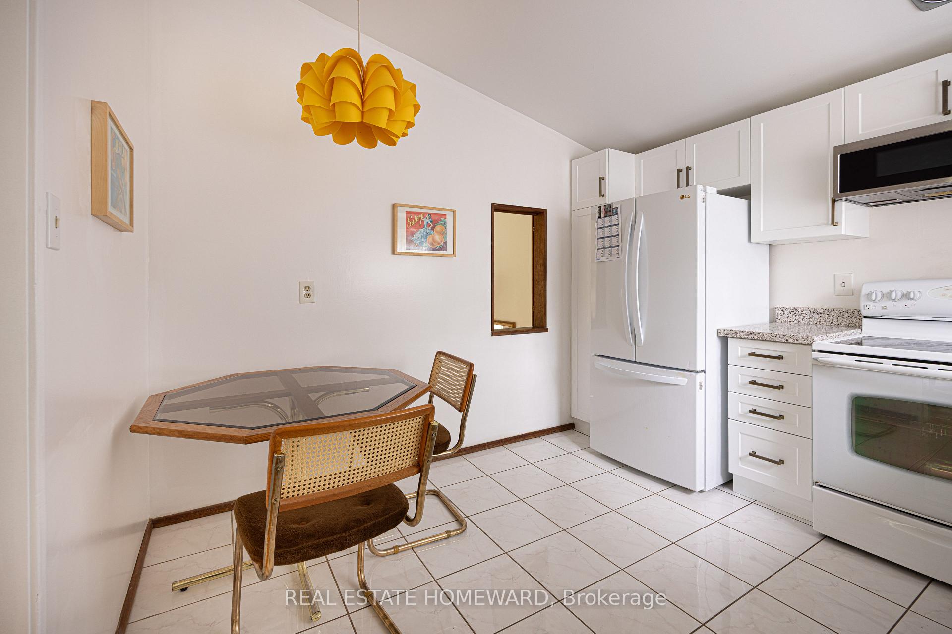 Photo 13 of 23 Norbury Crescent, Scarborough, Bendale — HOMEH