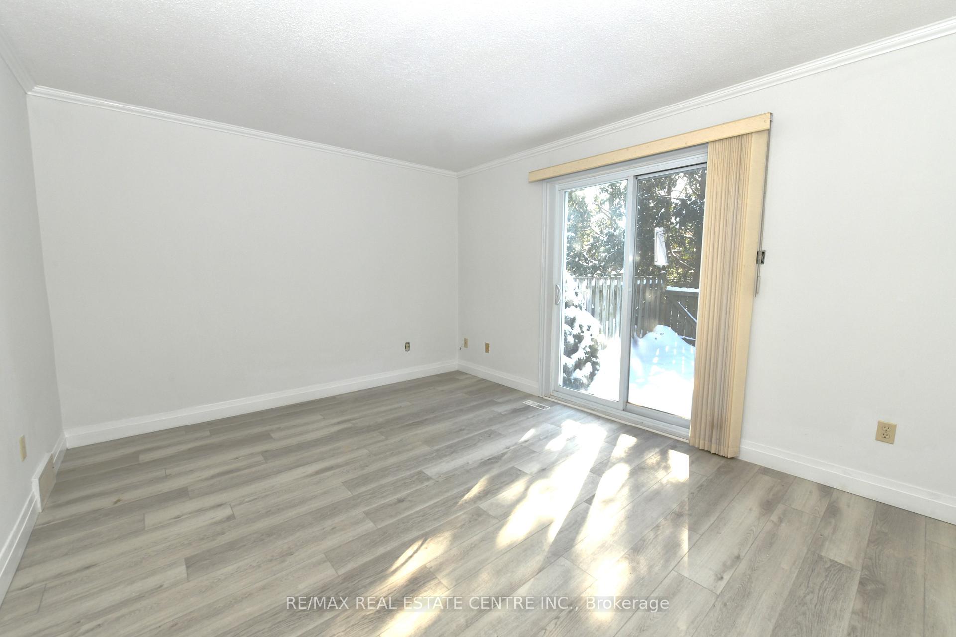 Photo 3 of Unit 111, 1247 Huron Street, London, East C — HOMEH