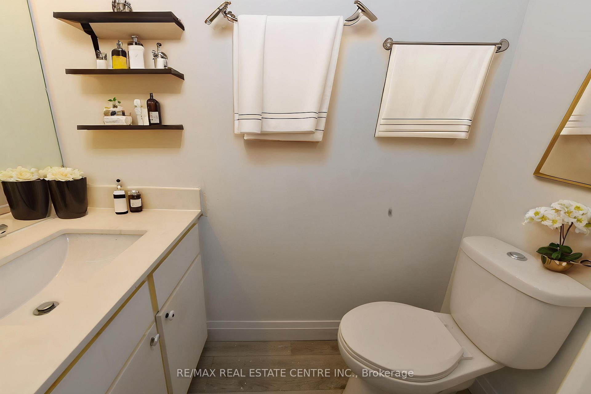 Photo 10 of Unit 111, 1247 Huron Street, London, East C — HOMEH