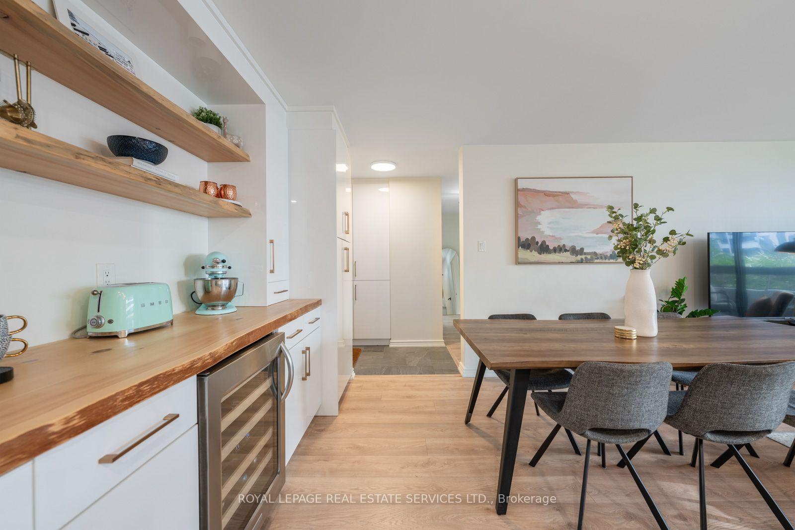 Photo 10 of Unit 309, 80 Quebec Avenue, Toronto, High Park North — HOMEH