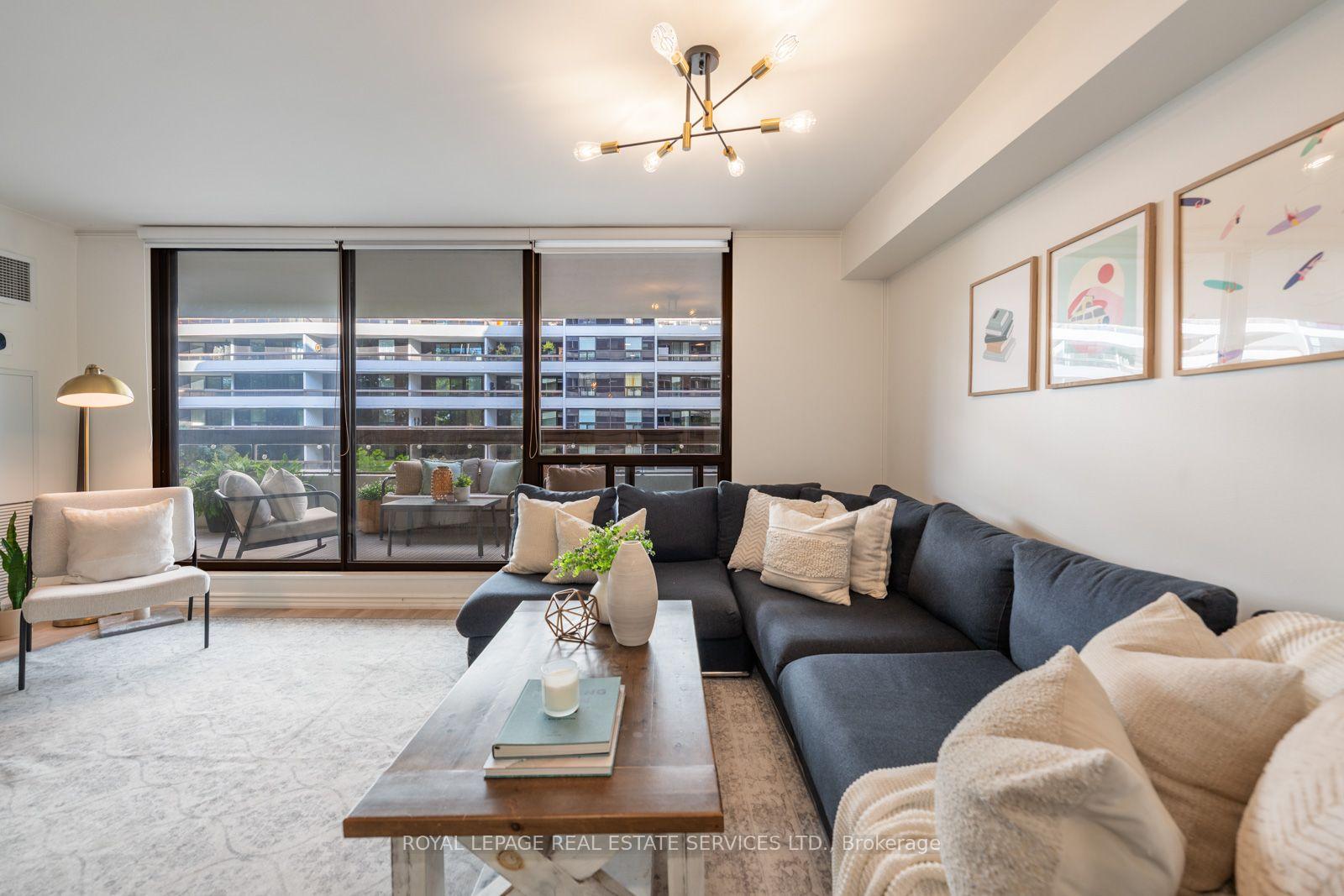 Photo 13 of Unit 309, 80 Quebec Avenue, Toronto, High Park North — HOMEH