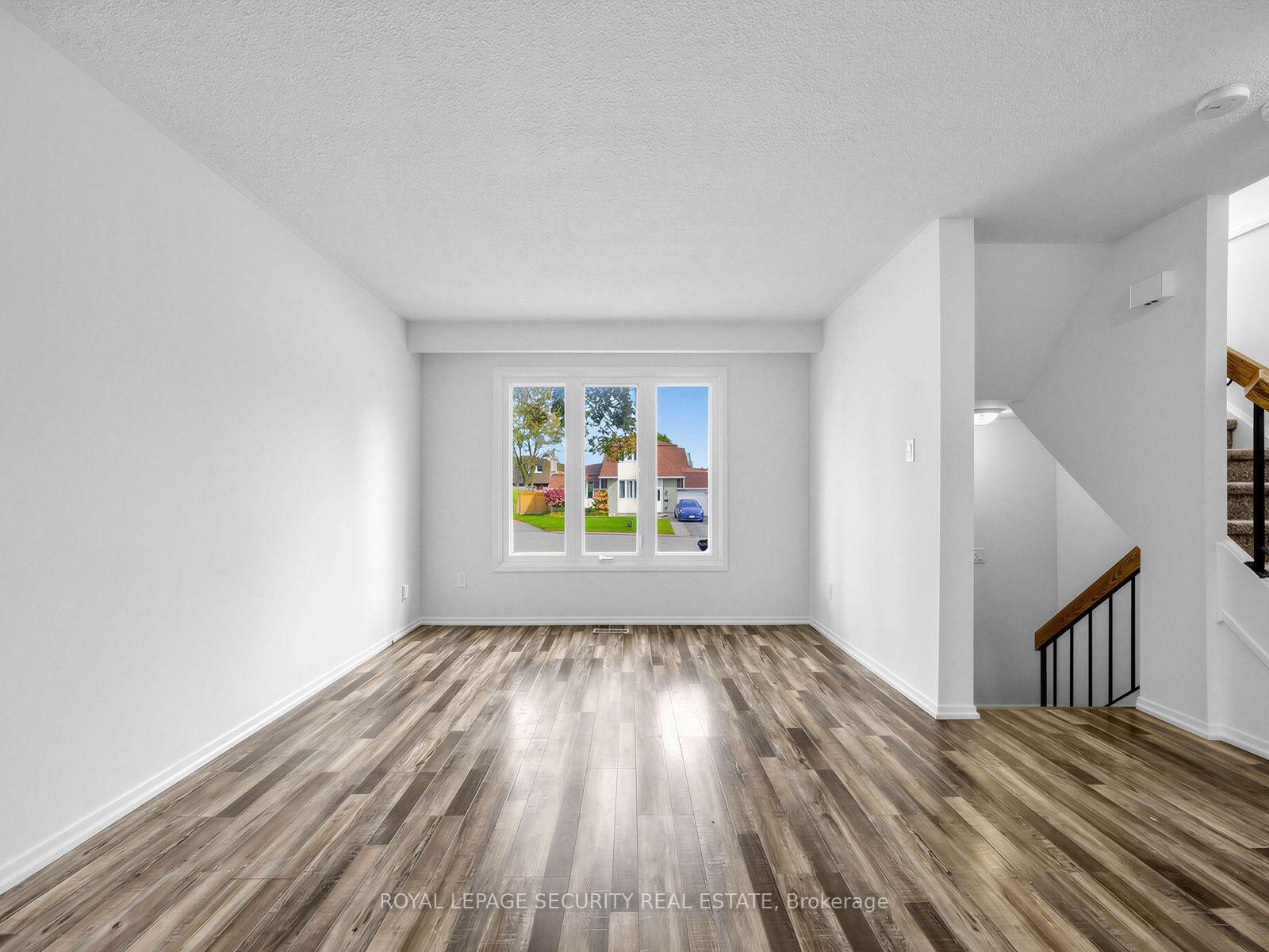Photo 8 of 22 Harper Court, Whitby, Lynde Creek — HOMEH