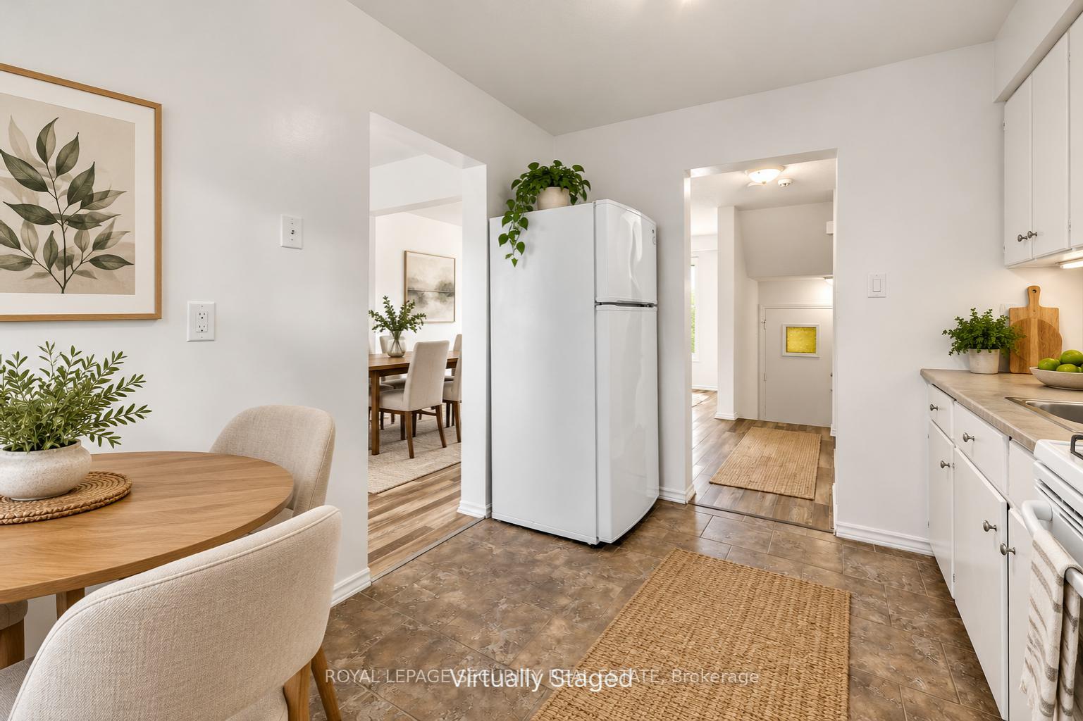 Photo 17 of 22 Harper Court, Whitby, Lynde Creek — HOMEH