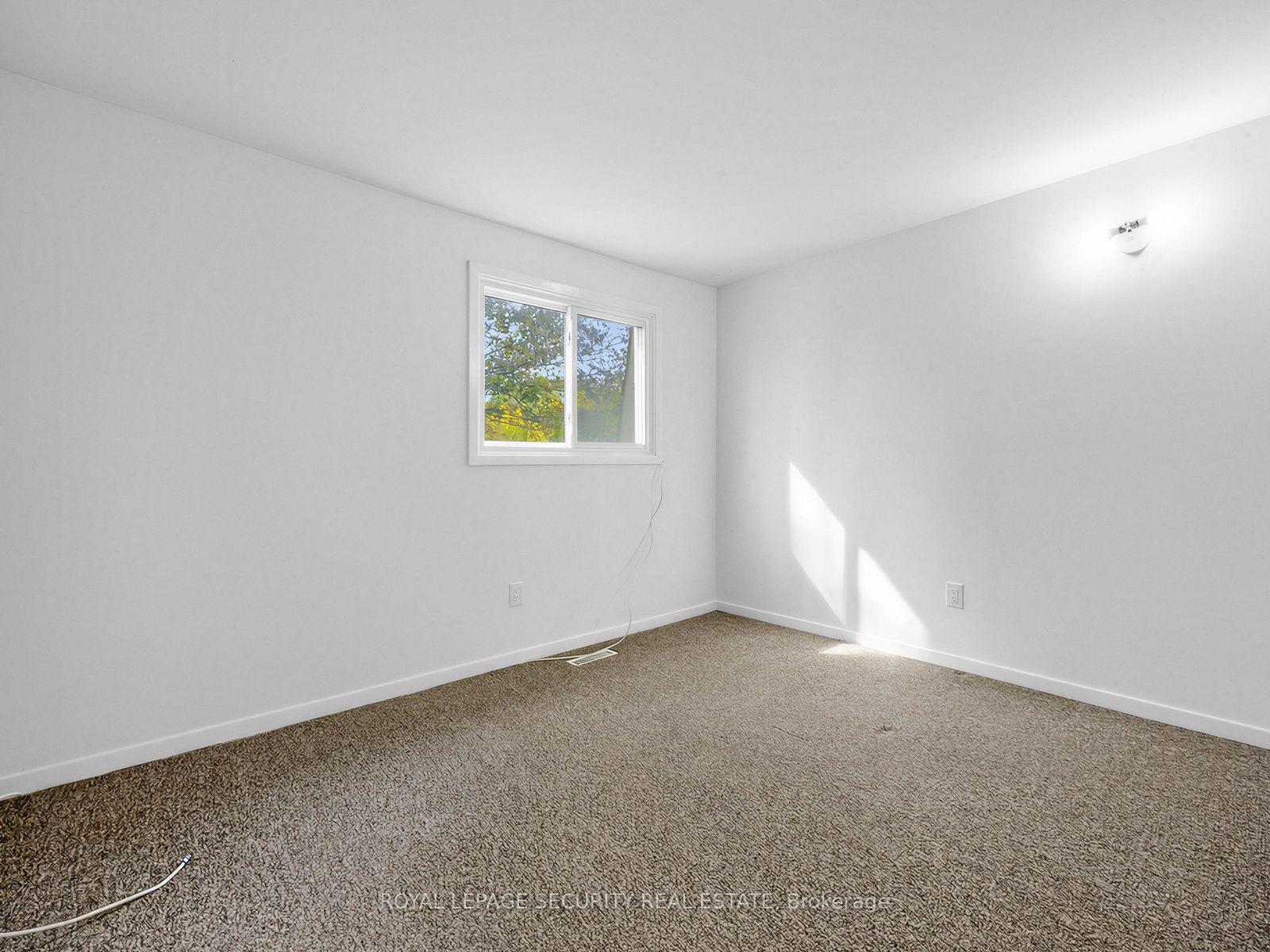 Photo 24 of 22 Harper Court, Whitby, Lynde Creek — HOMEH