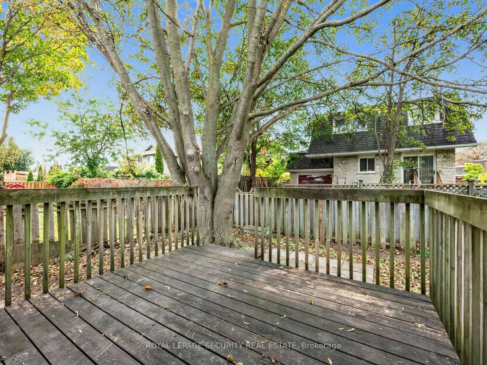 Photo 34 of 22 Harper Court, Whitby, Lynde Creek — HOMEH