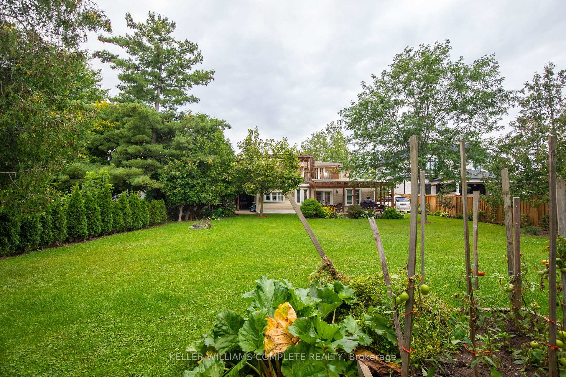 Photo 47 of 110 First Road W, Hamilton, Stoney Creek — HOMEH