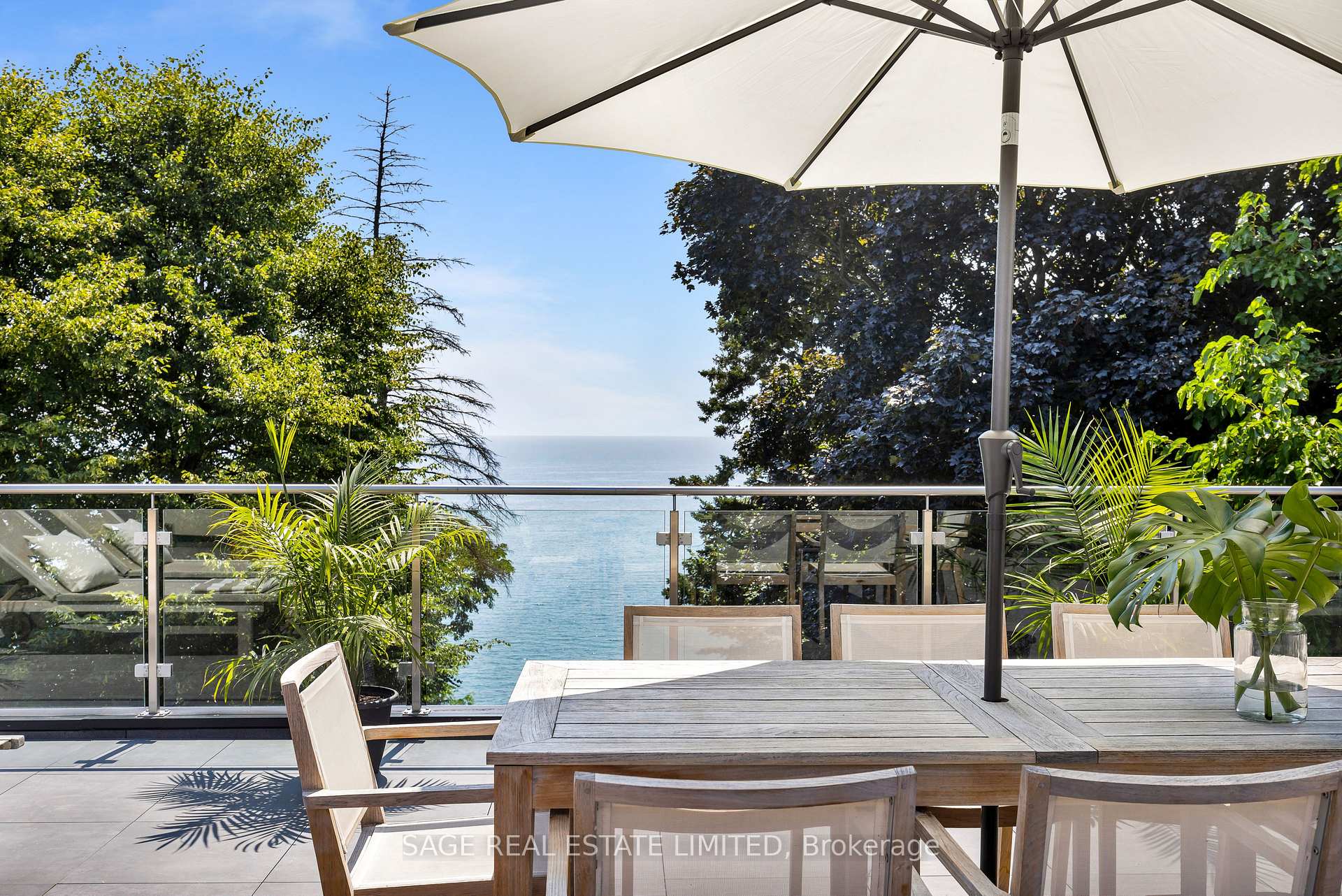 Photo 40 of 79 Fishleigh Drive, Scarborough, Birchcliffe-Cliffside — HOMEH