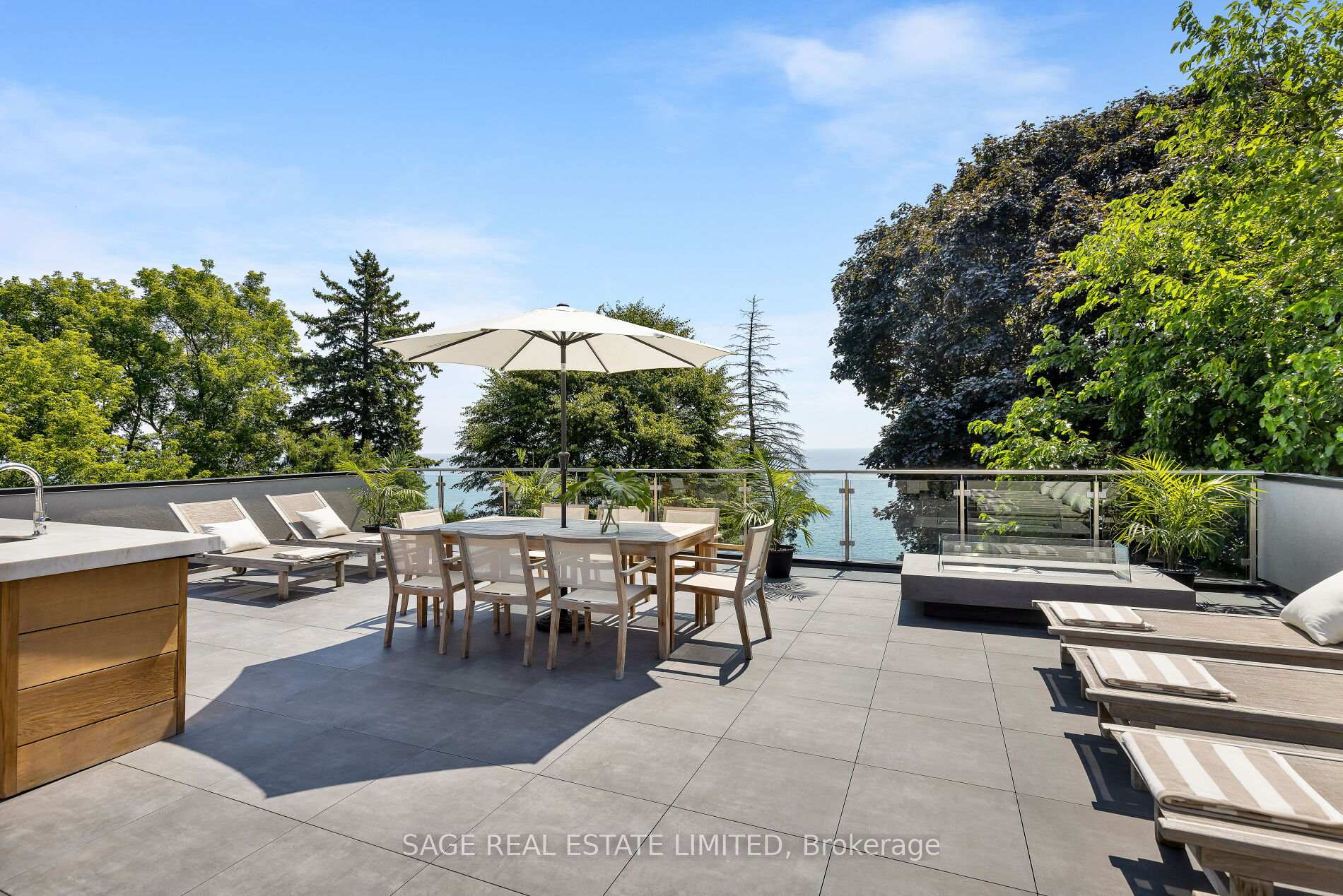 Photo 41 of 79 Fishleigh Drive, Scarborough, Birchcliffe-Cliffside — HOMEH