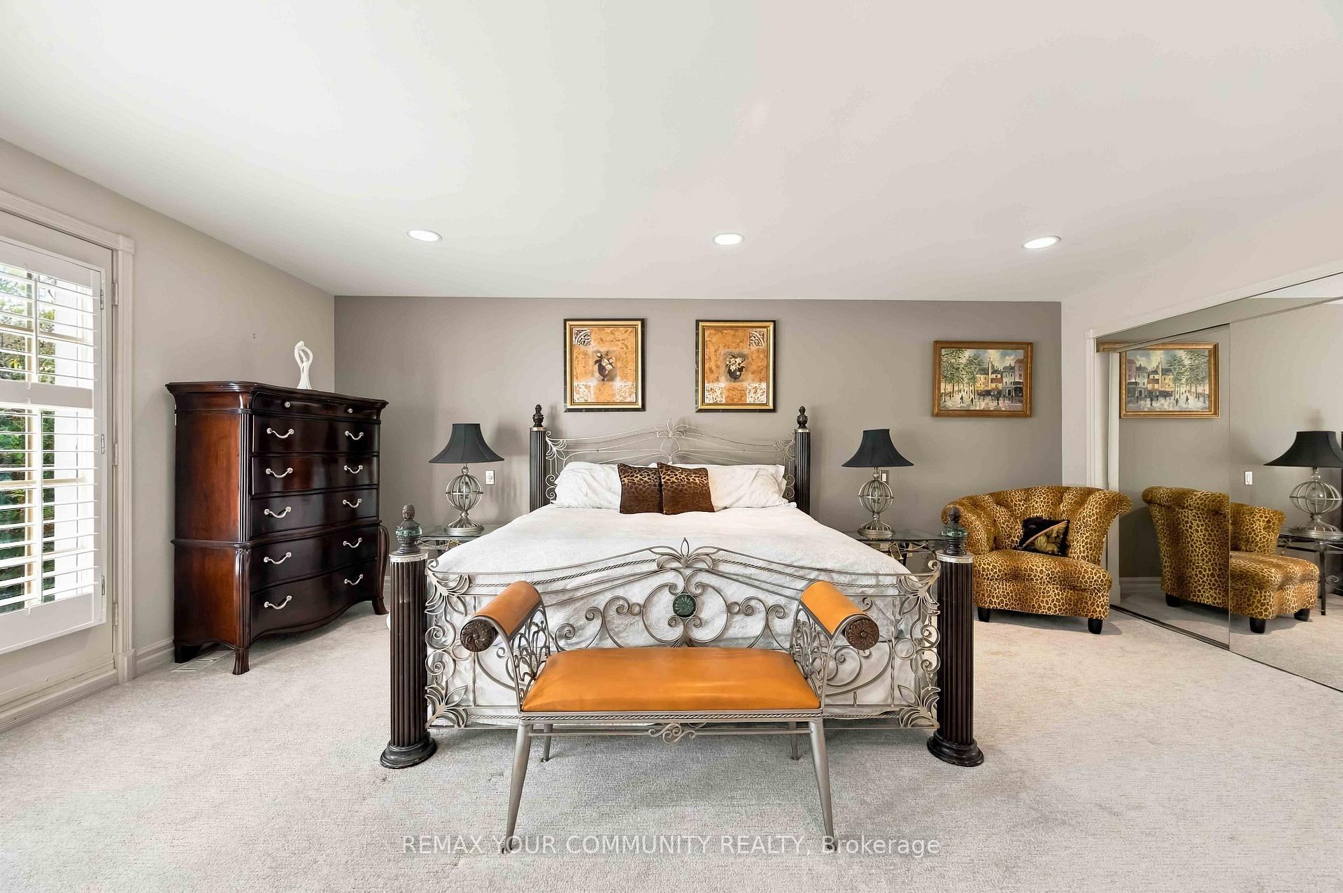 Photo 21 of 571 Old Orchard Grove, Toronto, Bedford Park-Nortown — HOMEH