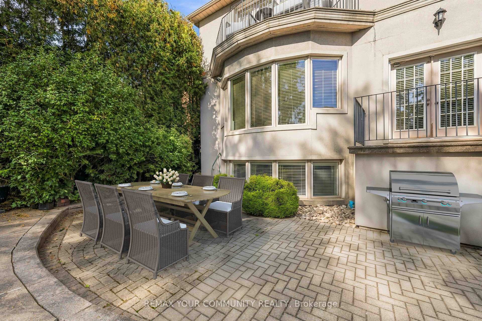 Photo 36 of 571 Old Orchard Grove, Toronto, Bedford Park-Nortown — HOMEH