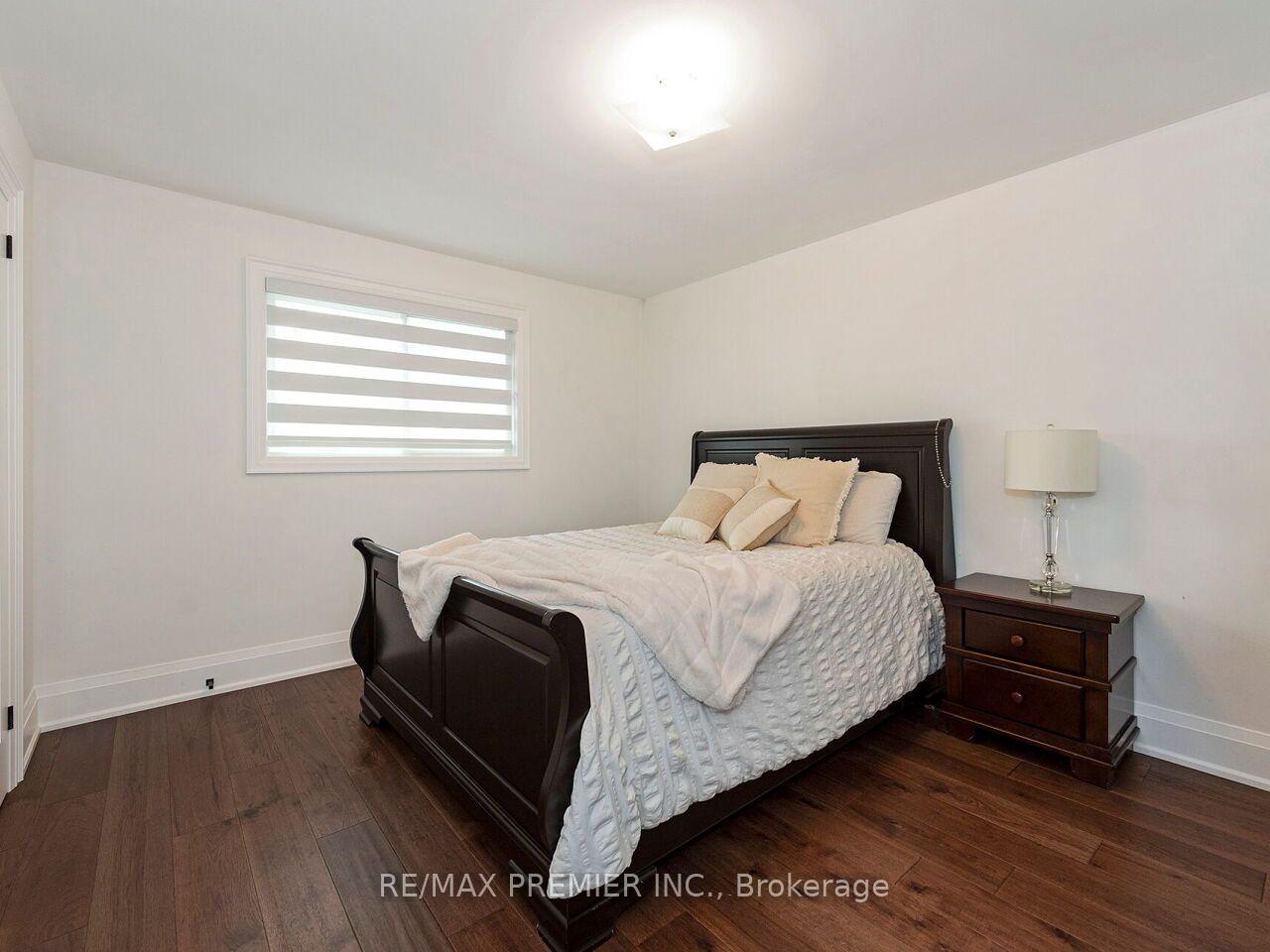 Photo 26 of 38 Spring Town Road, Vaughan, East Woodbridge — HOMEH
