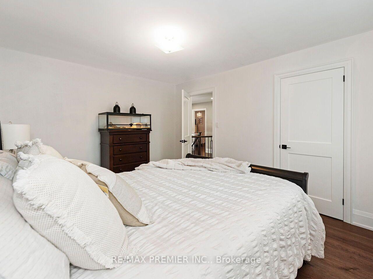 Photo 27 of 38 Spring Town Road, Vaughan, East Woodbridge — HOMEH
