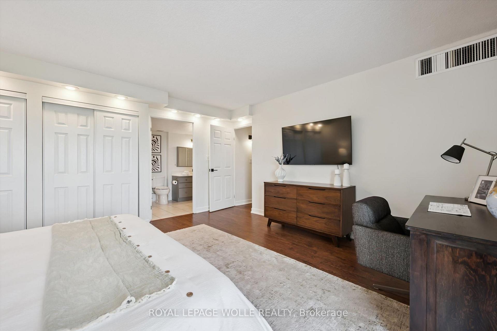 Photo 20 of Unit PH2, 260 Sheldon Avenue N, Kitchener, Eastwood — HOMEH
