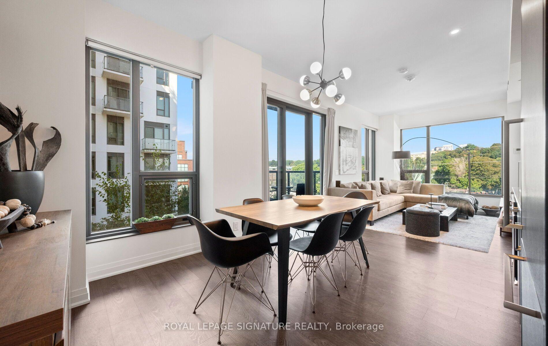 Photo of Unit 526, 280 Howland Avenue