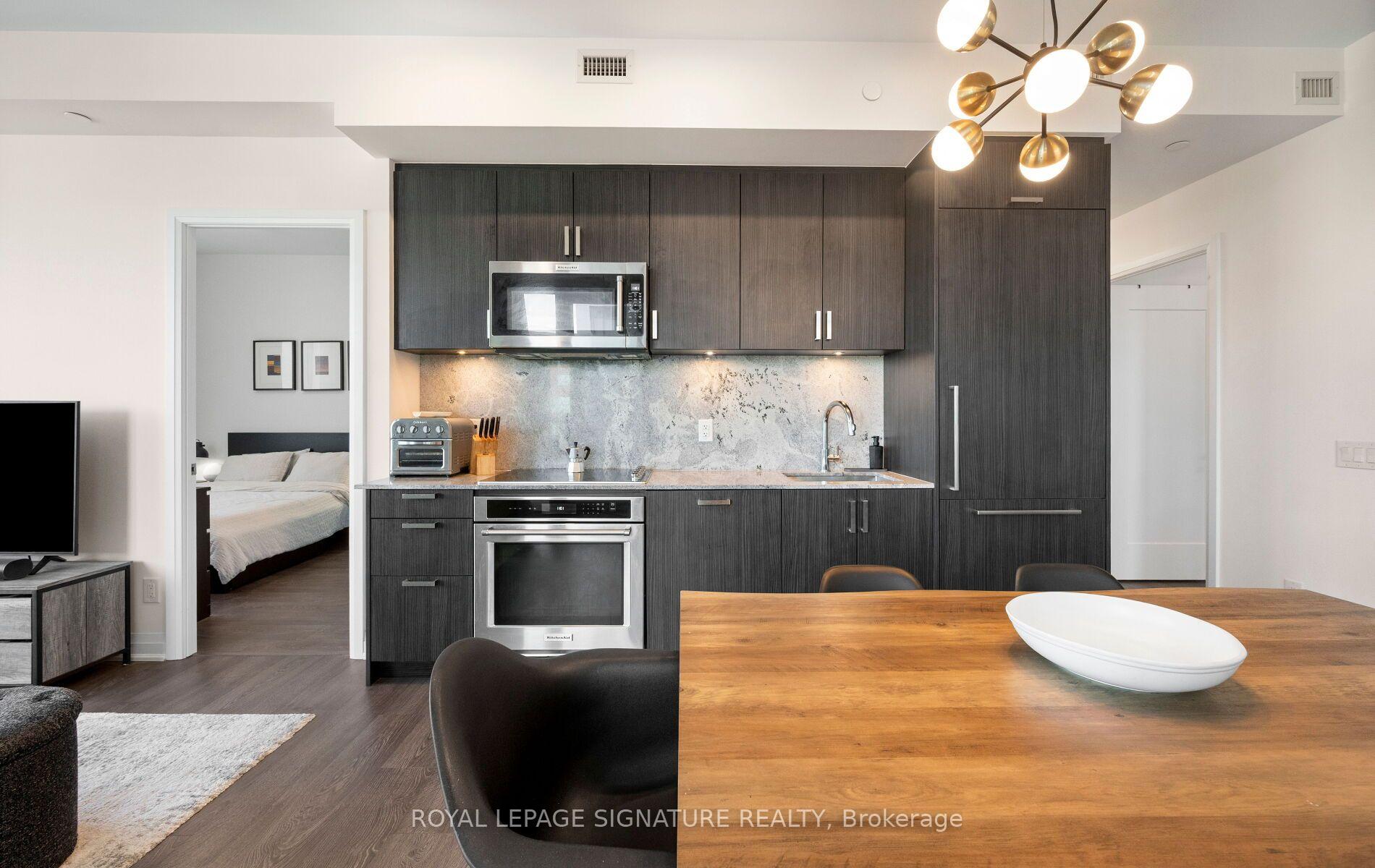 Photo 5 of Unit 526, 280 Howland Avenue, Toronto, The Annex — HOMEH