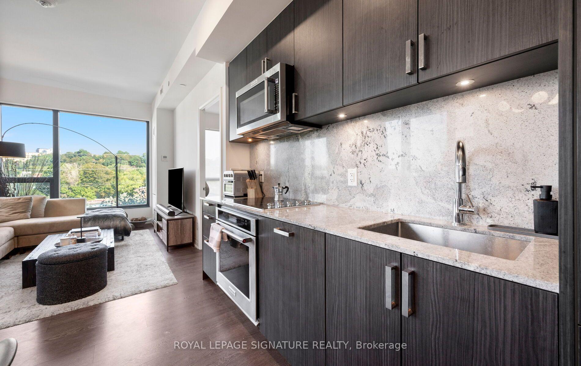 Photo 9 of Unit 526, 280 Howland Avenue, Toronto, The Annex — HOMEH