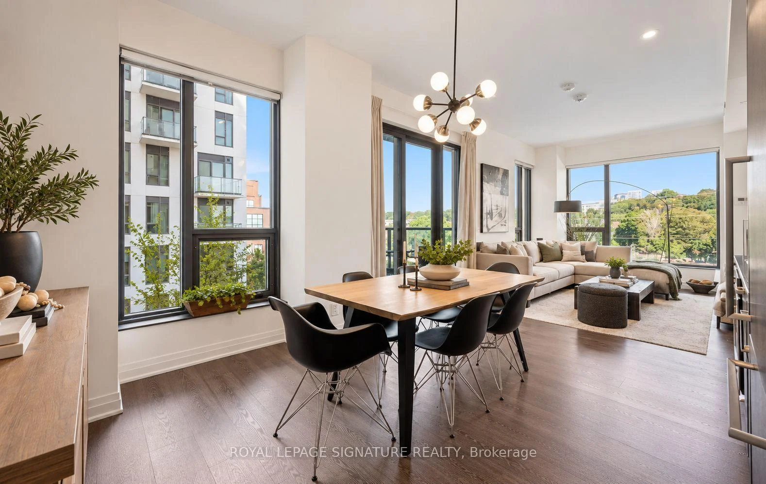 Photo of Unit 526, 280 Howland Avenue