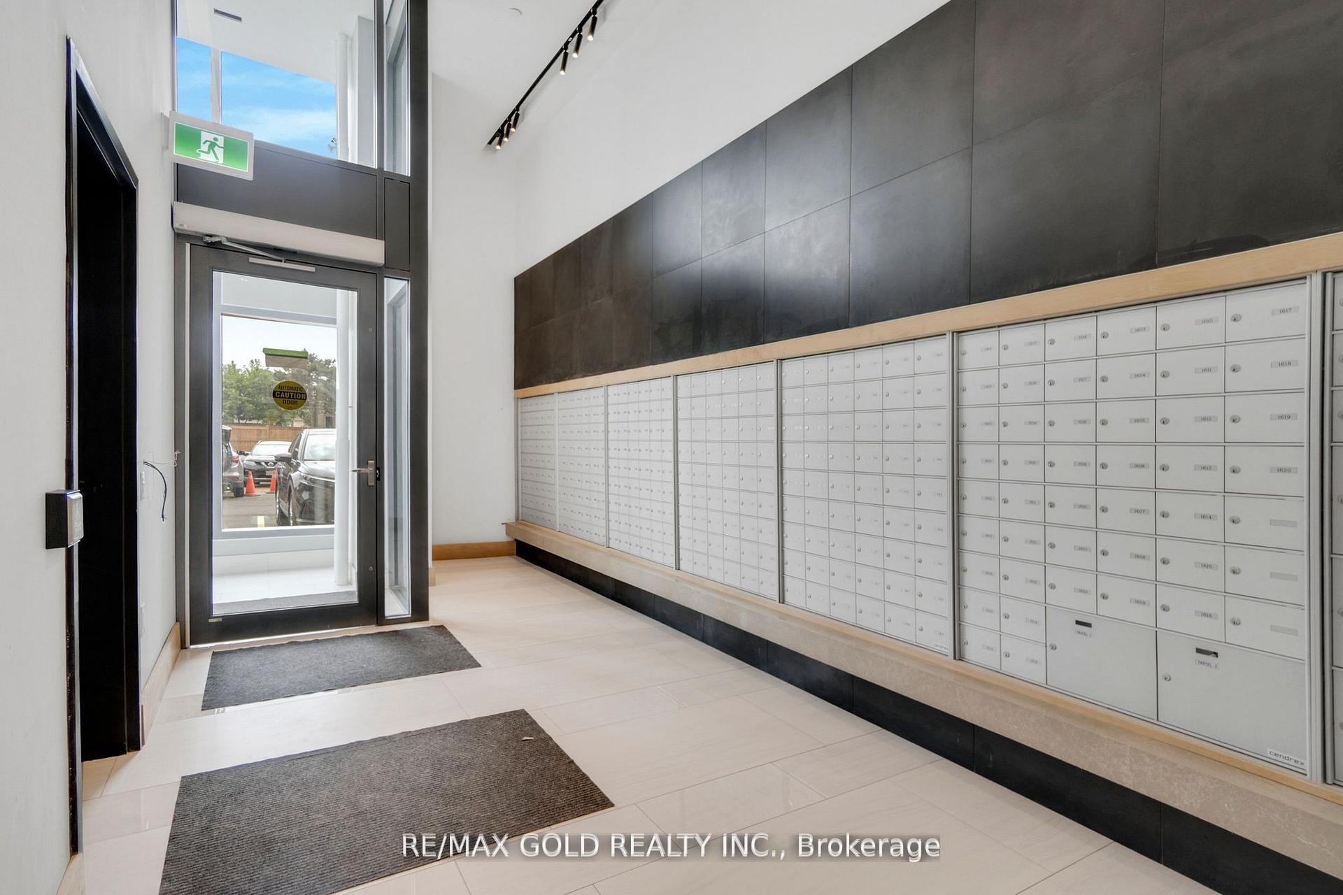 Photo 9 of Unit 803, 2782 Barton Street E, Hamilton, Riverdale — HOMEH