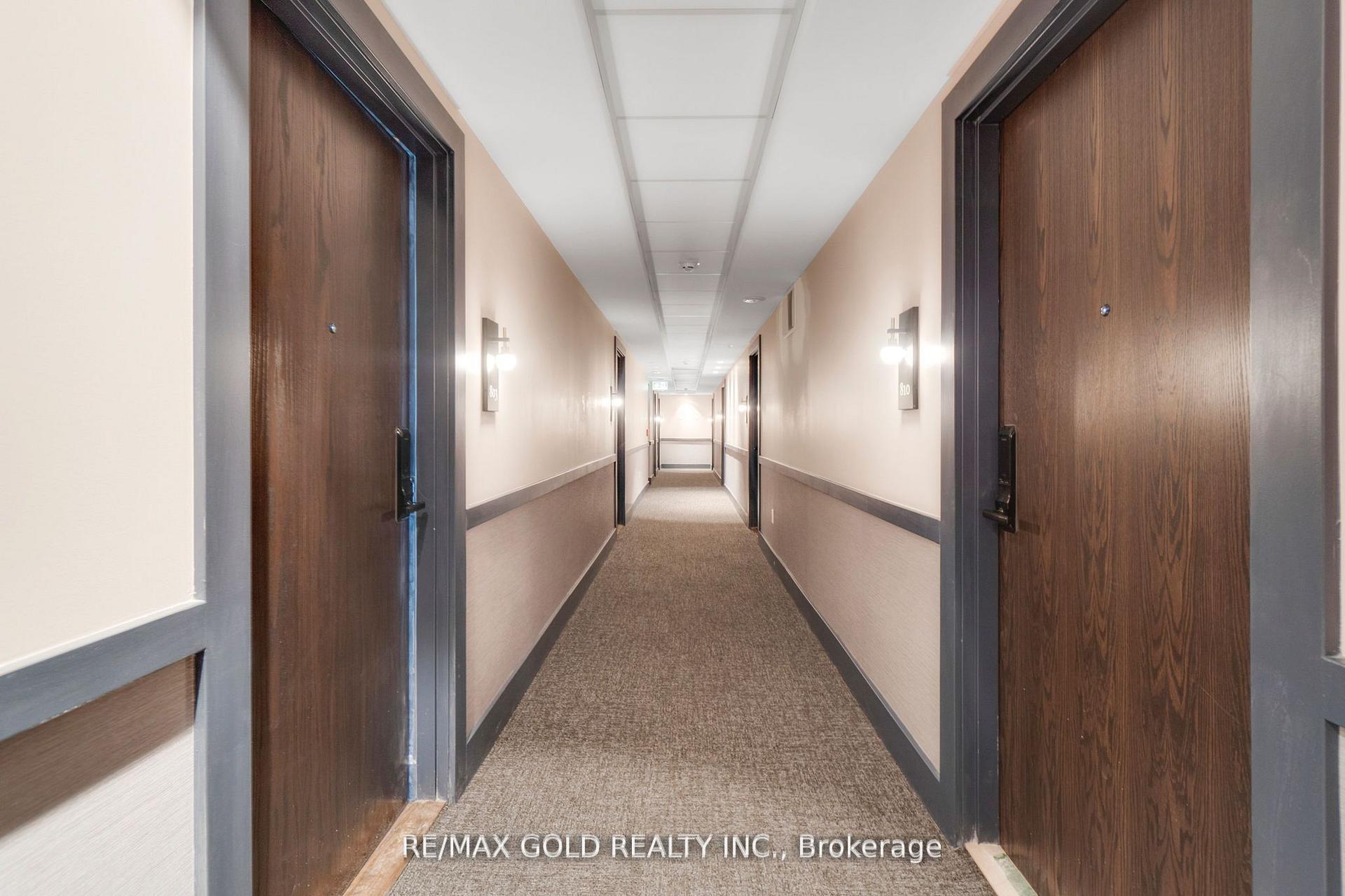 Photo 11 of Unit 803, 2782 Barton Street E, Hamilton, Riverdale — HOMEH