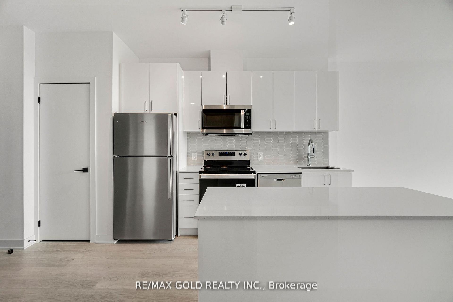 Photo 19 of Unit 803, 2782 Barton Street E, Hamilton, Riverdale — HOMEH