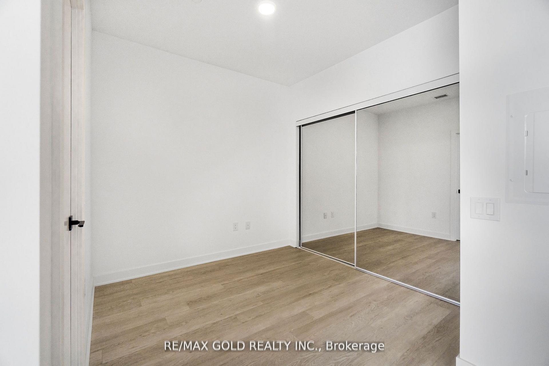 Photo 22 of Unit 803, 2782 Barton Street E, Hamilton, Riverdale — HOMEH