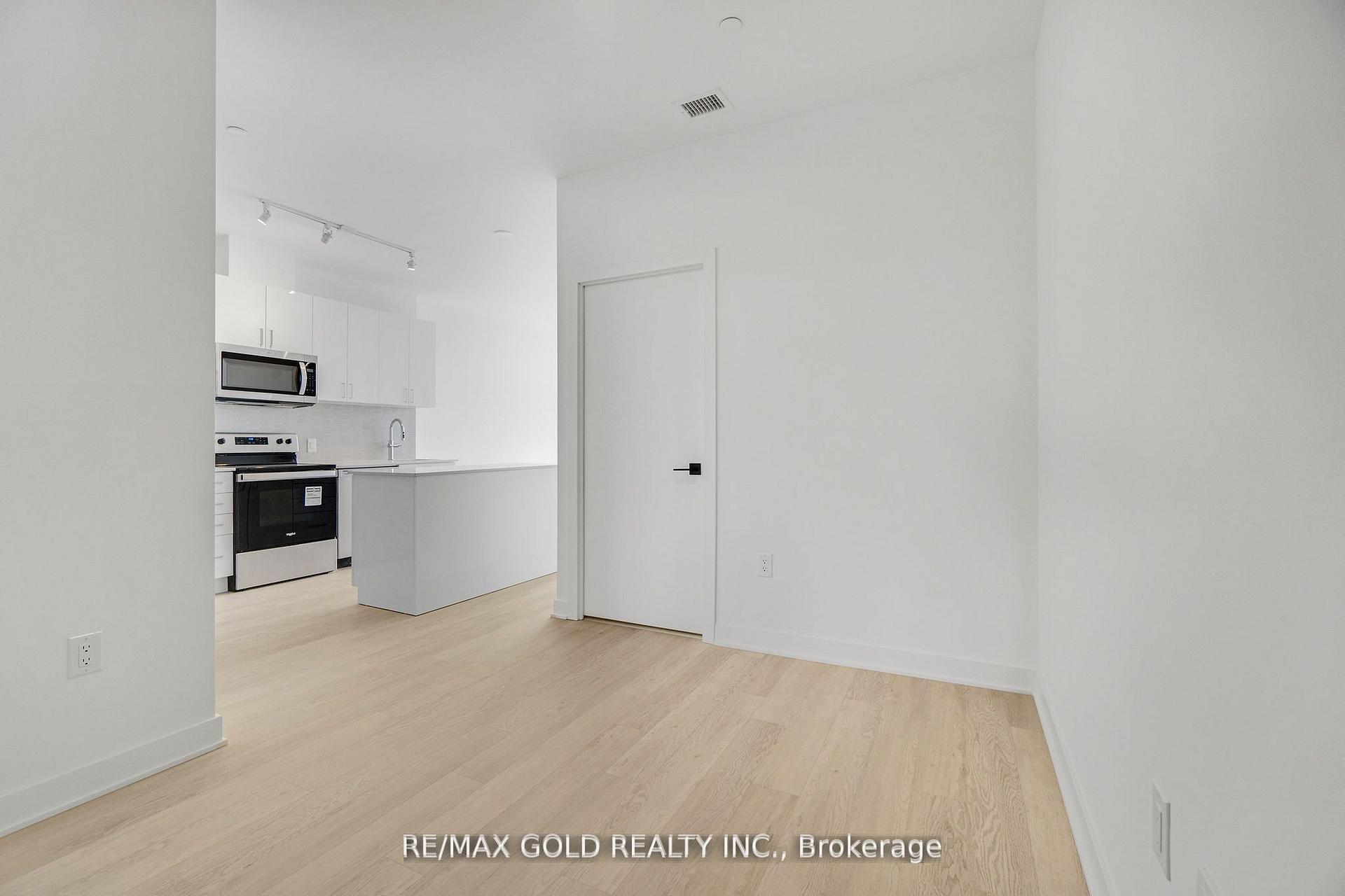 Photo 23 of Unit 803, 2782 Barton Street E, Hamilton, Riverdale — HOMEH