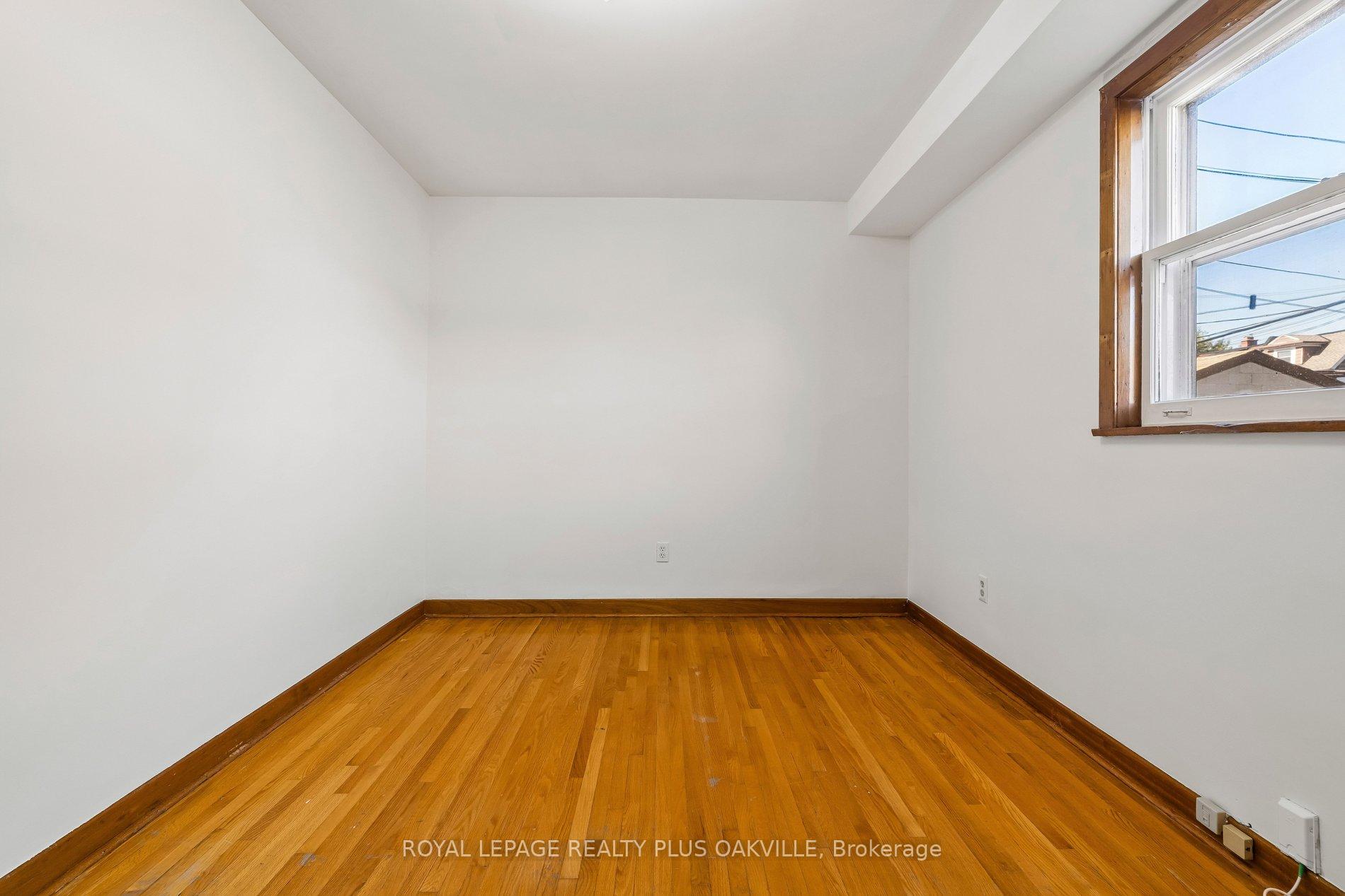 Photo 15 of 72a Lindsey Avenue, Toronto, Dufferin Grove — HOMEH