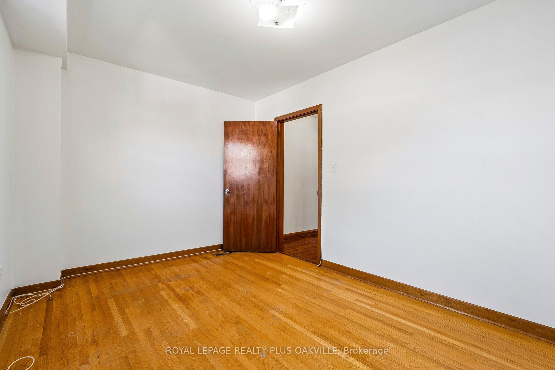 Photo 16 of 72a Lindsey Avenue, Toronto, Dufferin Grove — HOMEH