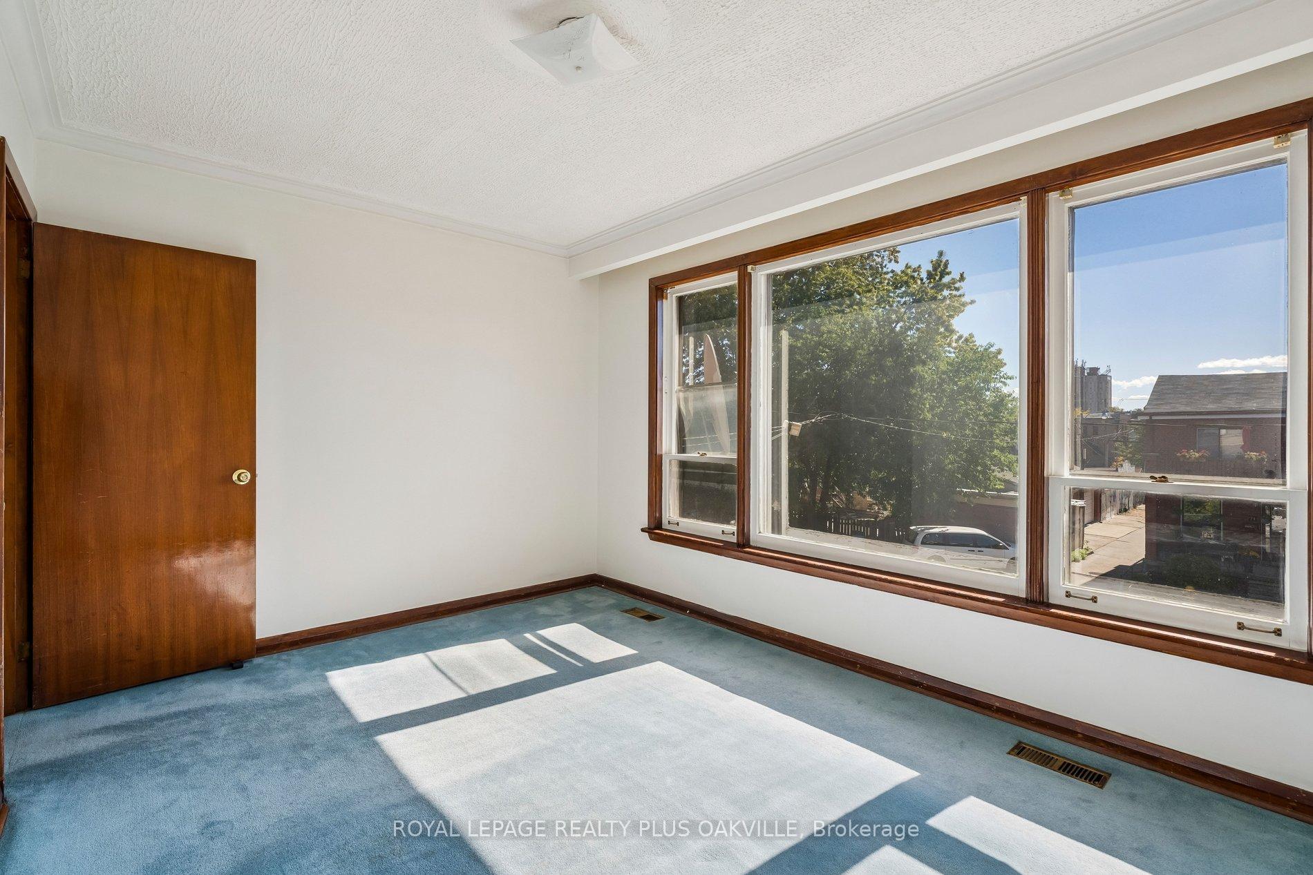 Photo 21 of 72a Lindsey Avenue, Toronto, Dufferin Grove — HOMEH